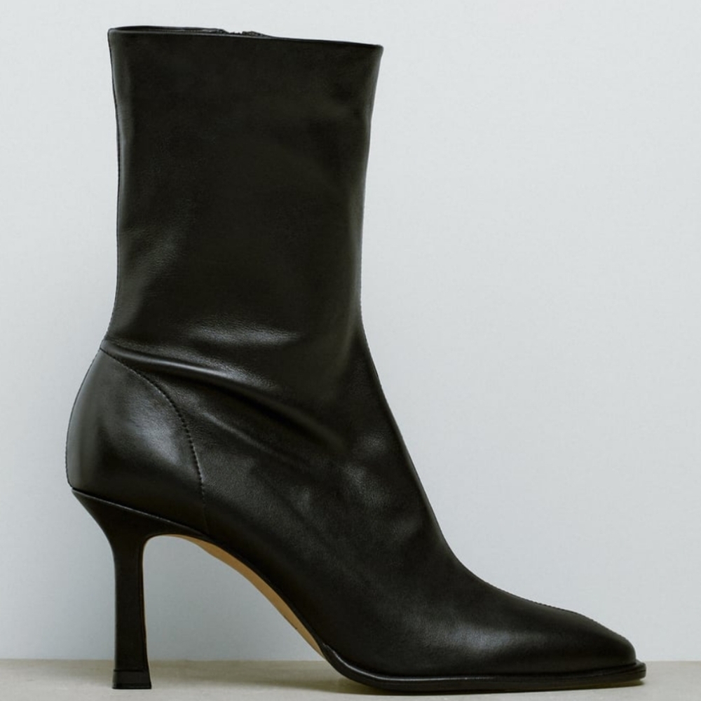 🌟 Brand New Zara Leather Heel Ankle Boots